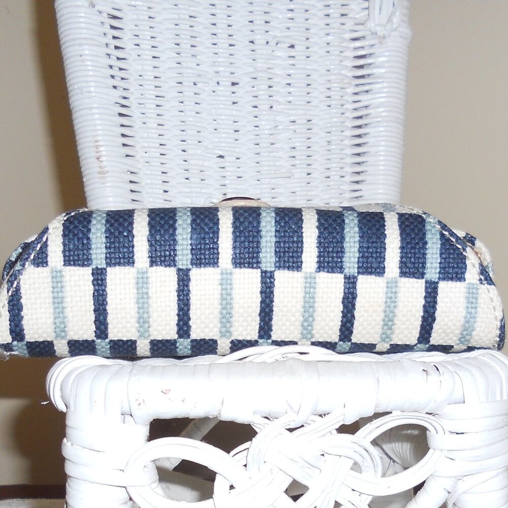 Spartina 449 Blue Aqua Off-White Striped Linen Eyeglass Case - Picture 4 of 9
